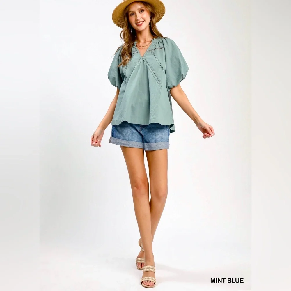 ♥️ Hello Gorgeous! Umgee Lace Inset Puff Sleeve Boho Blouse - Mint Blue